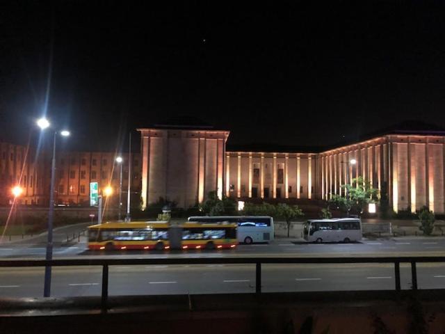 City Center- Large Apartment With National Musee View Варшава Экстерьер фото